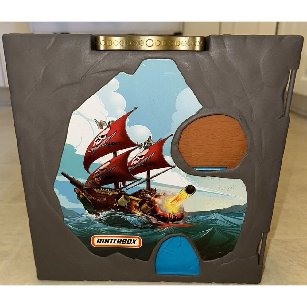 Matchbox 360 PIRATE SHIP Pop-Up Fold Out Play & Go Set 2006 Mattel Toy Case